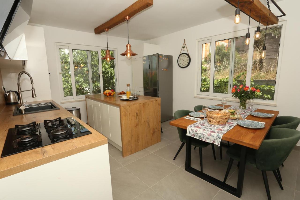 Apartman Luce Trogir Bagian luar foto