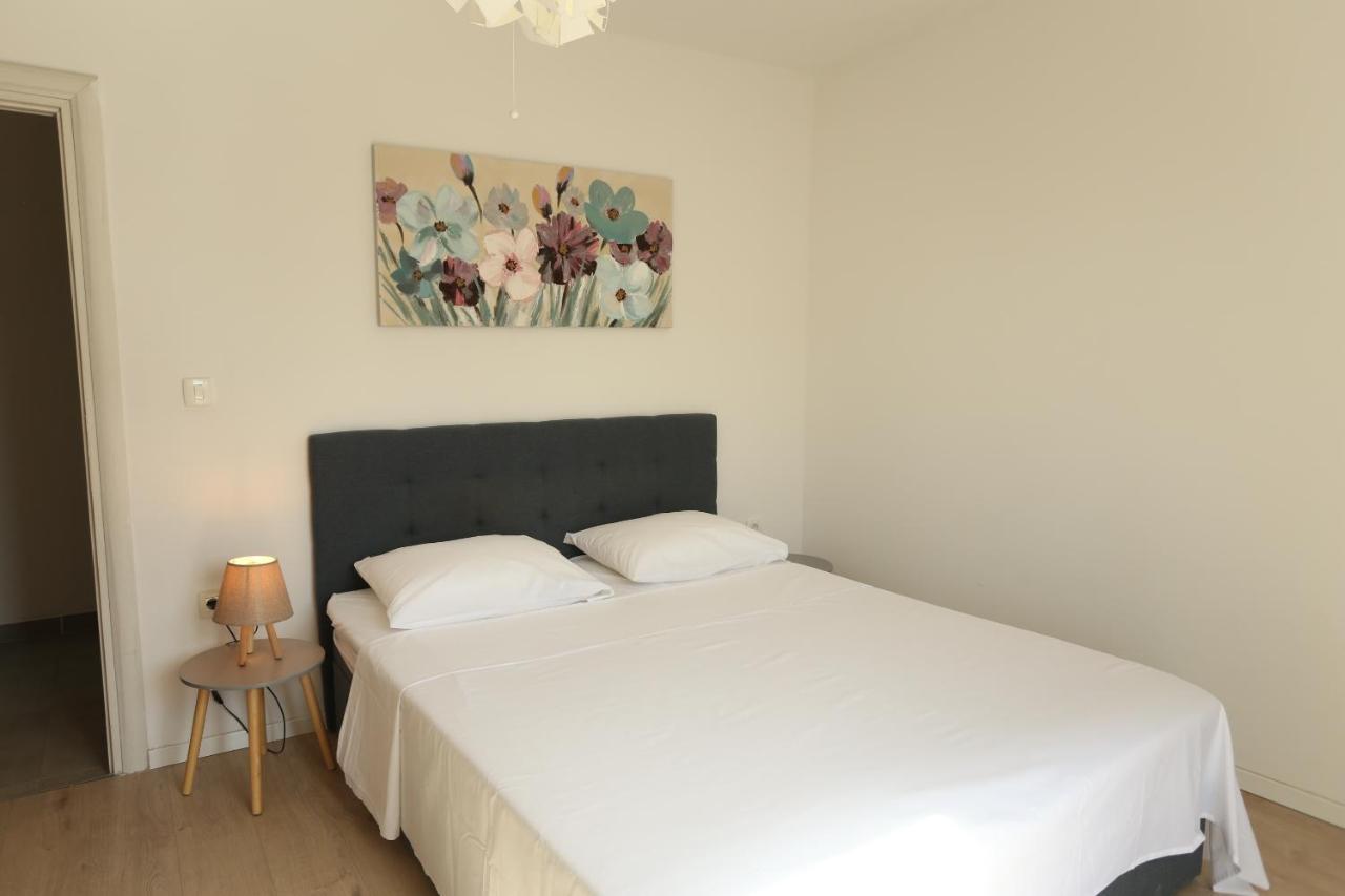 Apartman Luce Trogir Bagian luar foto